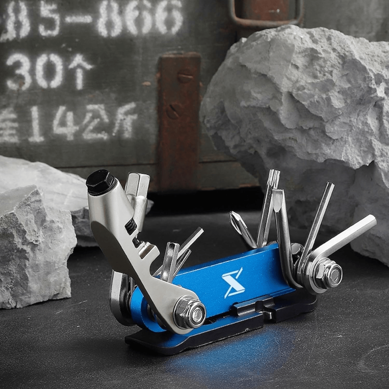 Bike Repair Tool Kit – 11 - in - 1 - SmartstickX